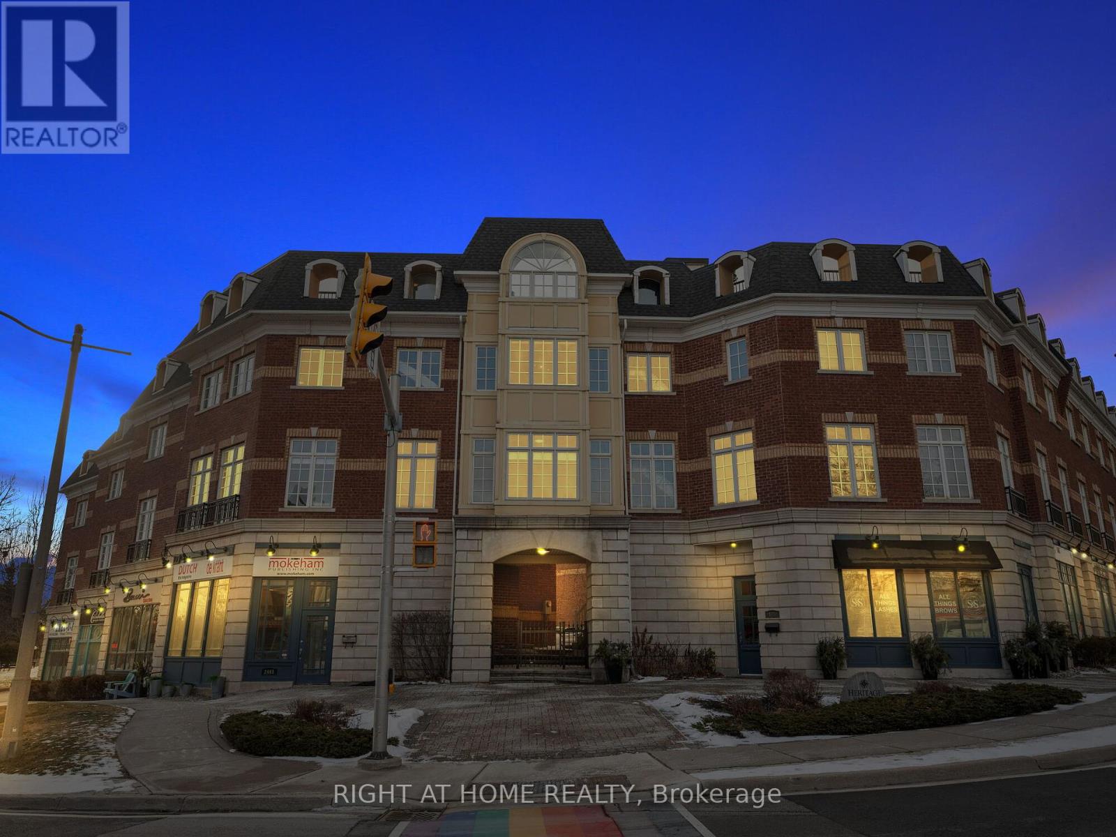 8 - 120 Bronte Road, Oakville, Ontario  L6L 3C1 - Photo 8 - W12118137