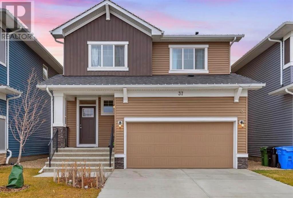 Property at 37 Red Sky Road NE image 1