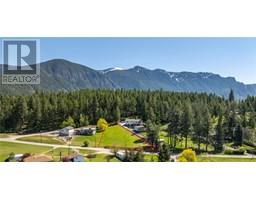 212 36TH  N Avenue, erickson, British Columbia