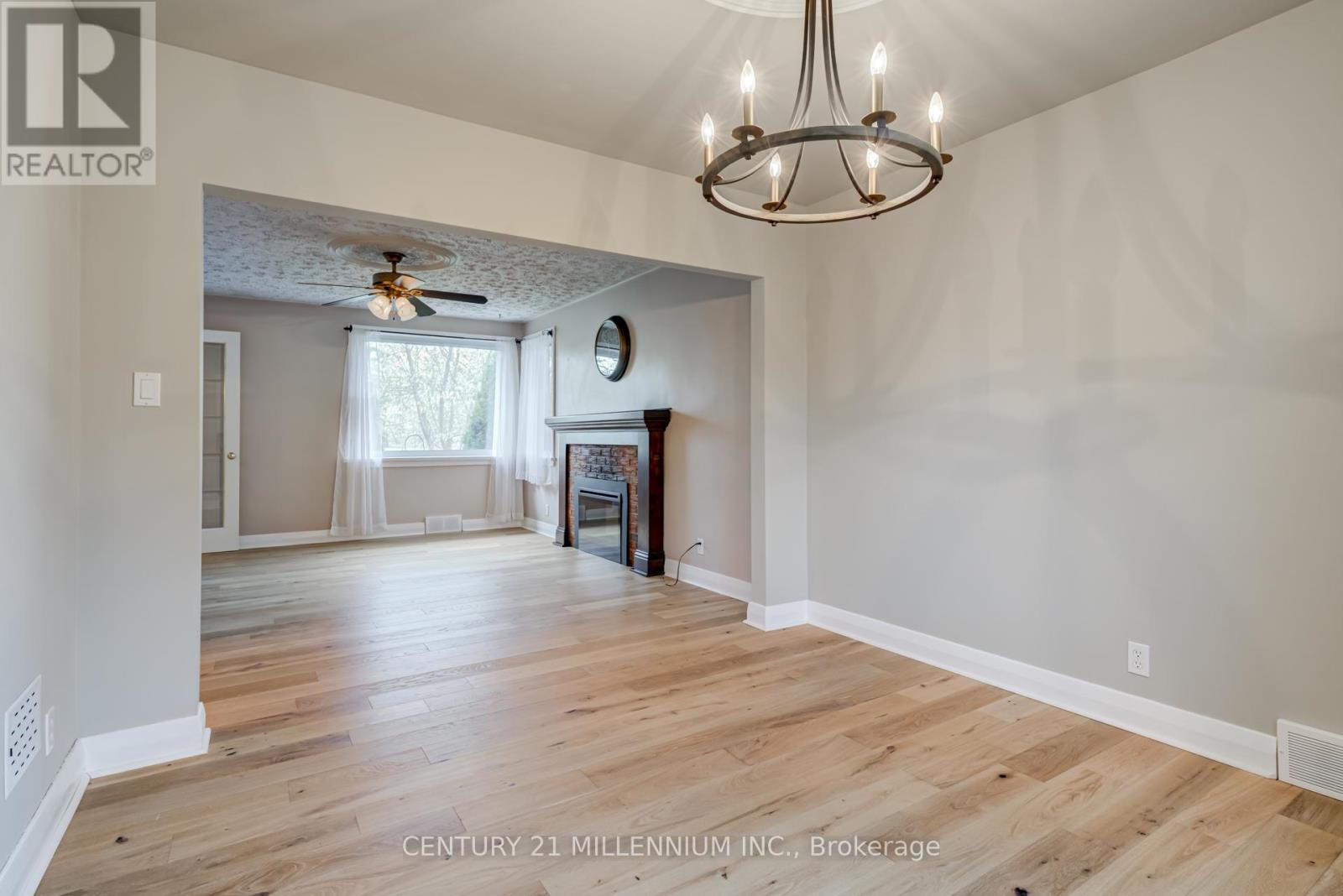 78 York Road, Guelph (St. Patrick's Ward), Ontario  N1E 3E6 - Photo 11 - X12118105
