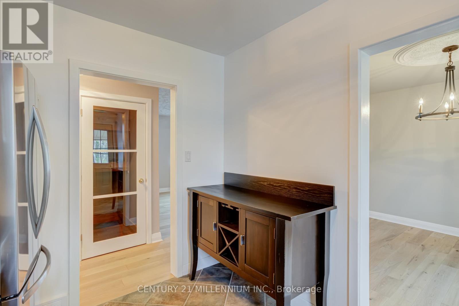 78 York Road, Guelph (St. Patrick's Ward), Ontario  N1E 3E6 - Photo 17 - X12118105