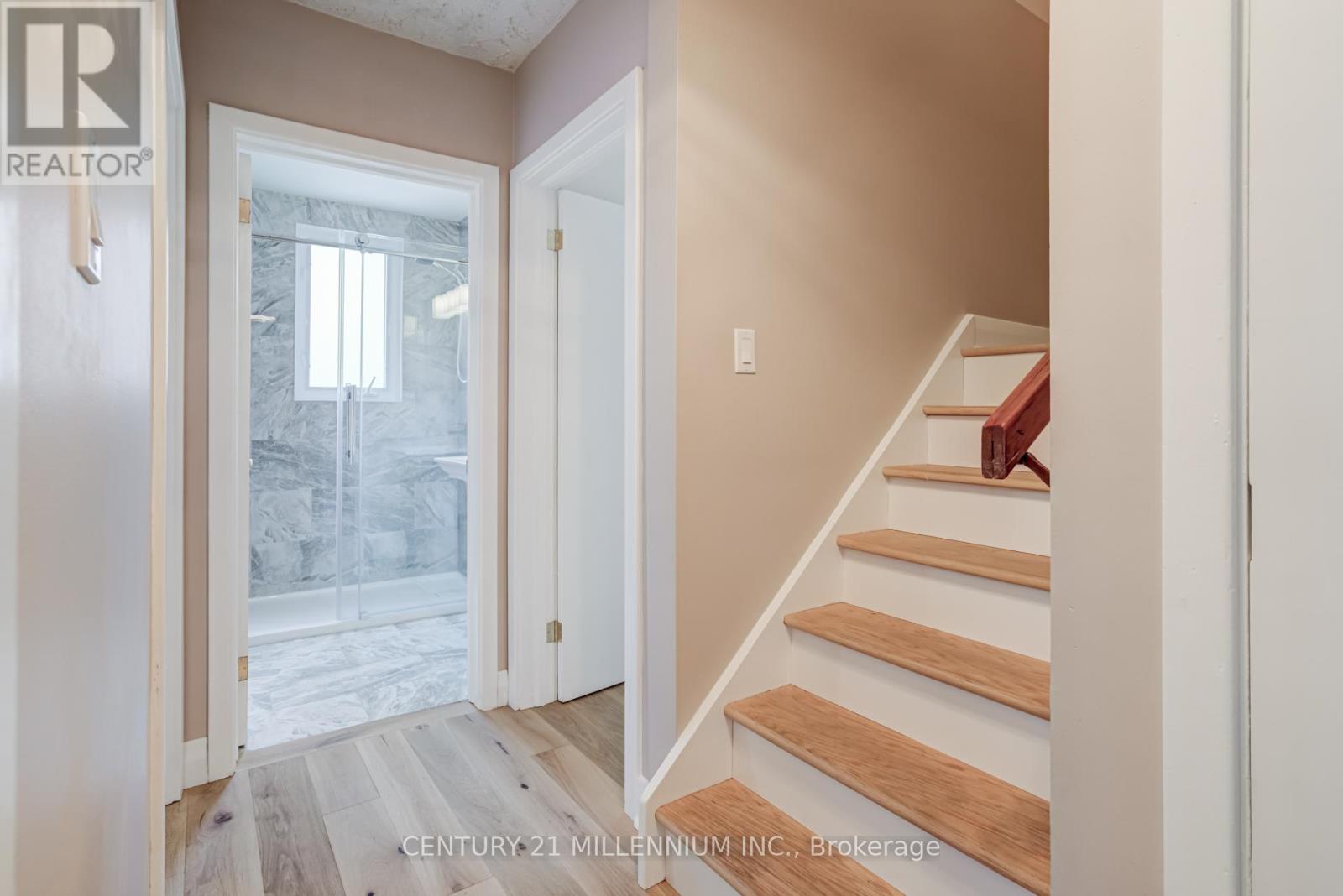 78 York Road, Guelph (St. Patrick's Ward), Ontario  N1E 3E6 - Photo 26 - X12118105