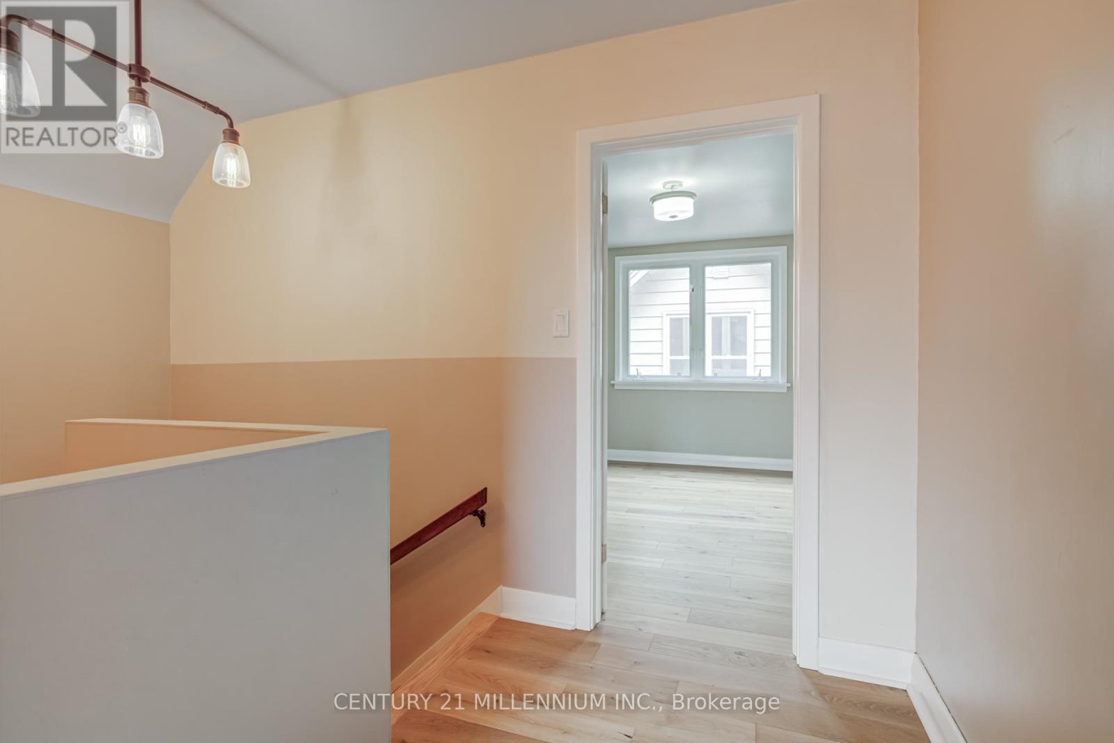78 York Road, Guelph (St. Patrick's Ward), Ontario  N1E 3E6 - Photo 27 - X12118105