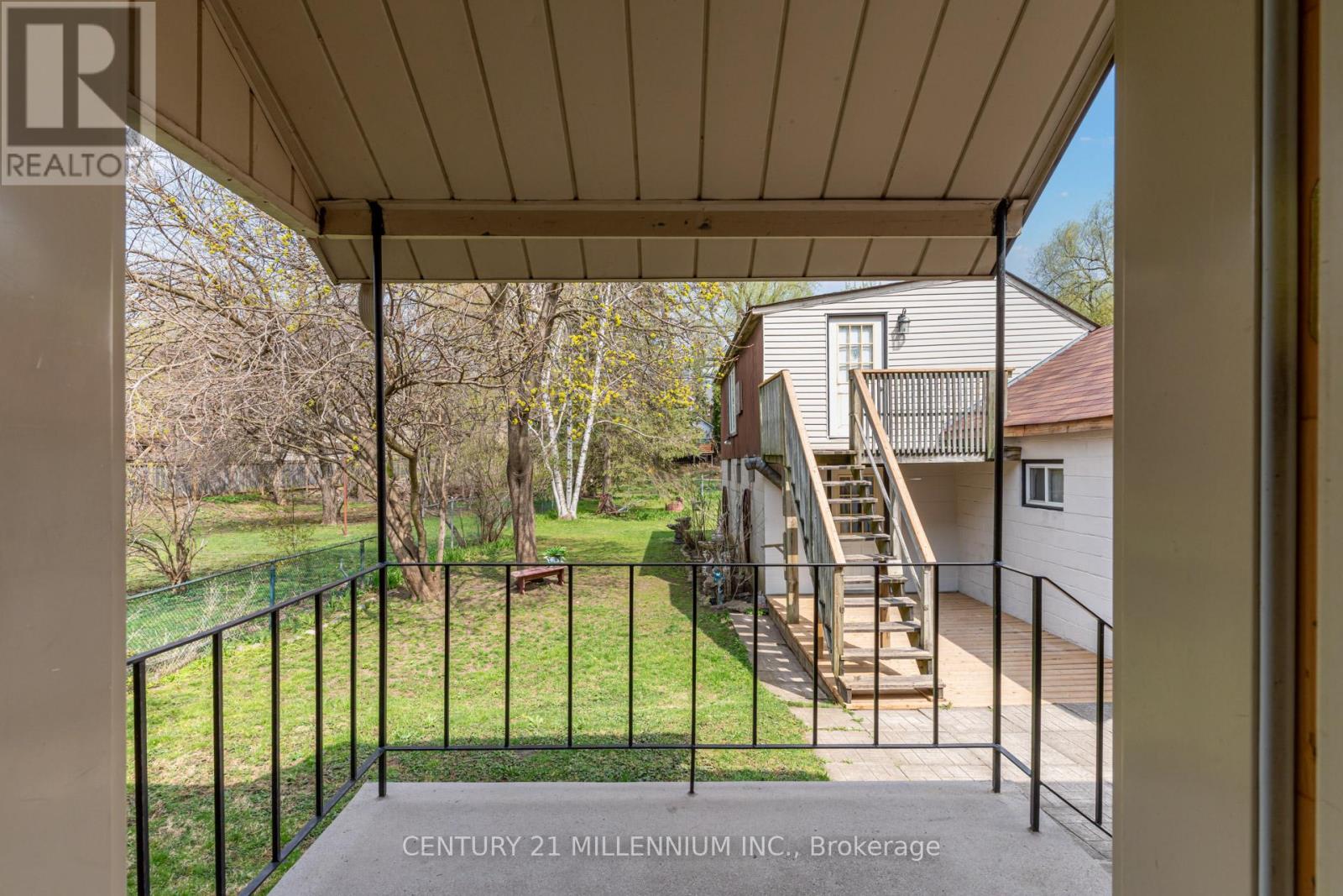 78 York Road, Guelph (St. Patrick's Ward), Ontario  N1E 3E6 - Photo 37 - X12118105