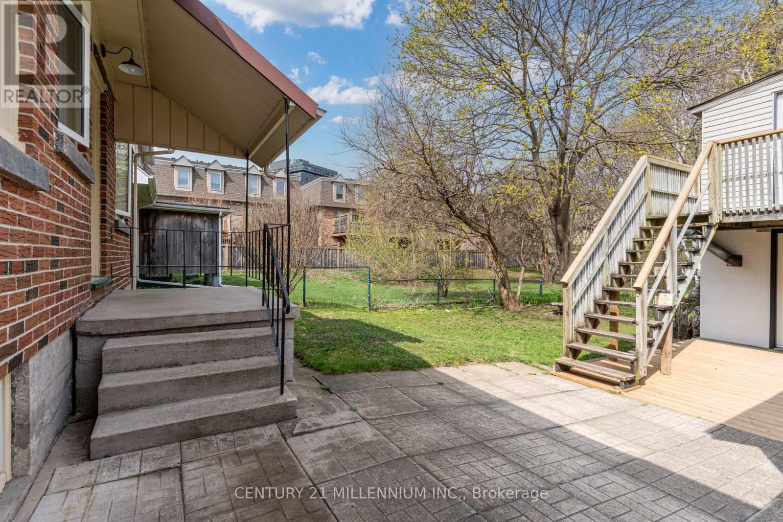 78 York Road, Guelph (St. Patrick's Ward), Ontario  N1E 3E6 - Photo 39 - X12118105