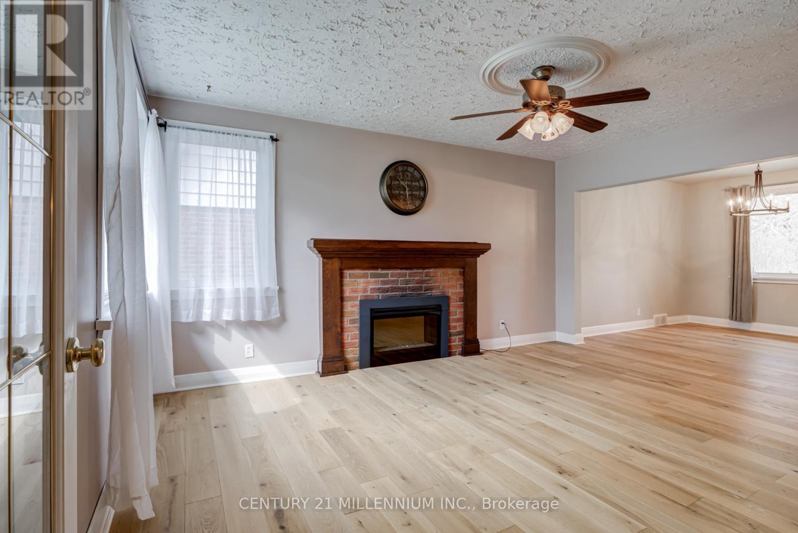 78 York Road, Guelph (St. Patrick's Ward), Ontario  N1E 3E6 - Photo 8 - X12118105