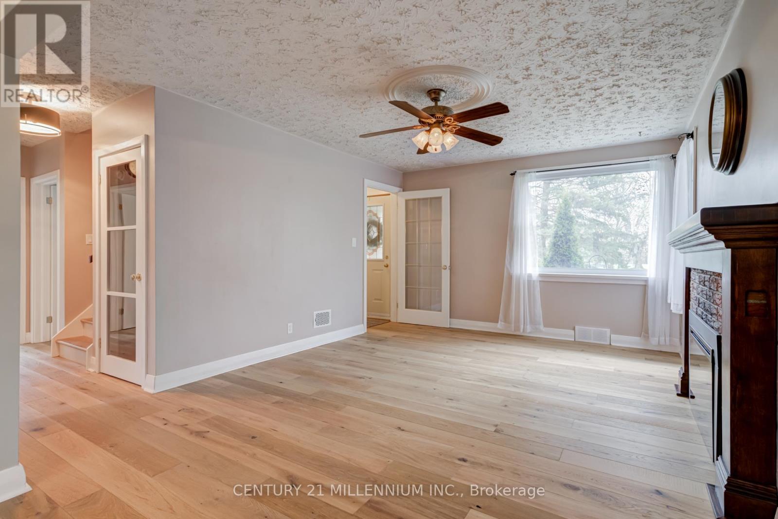 78 York Road, Guelph (St. Patrick's Ward), Ontario  N1E 3E6 - Photo 9 - X12118105