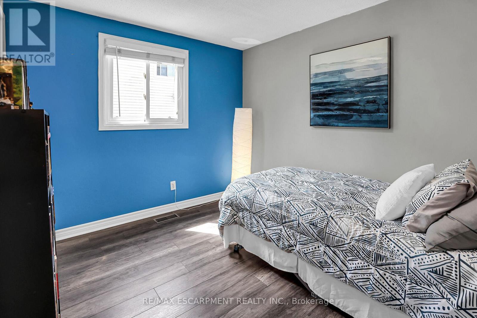 12 Mcnicholl Circle, St. Catharines, Ontario  L2N 7C5 - Photo 16 - X12118159
