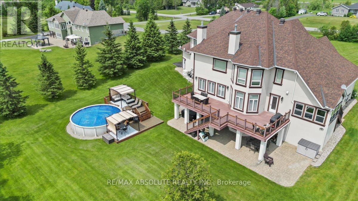 124 Biltmore Crescent, Ottawa, Ontario  K2S 2C6 - Photo 5 - X12118187