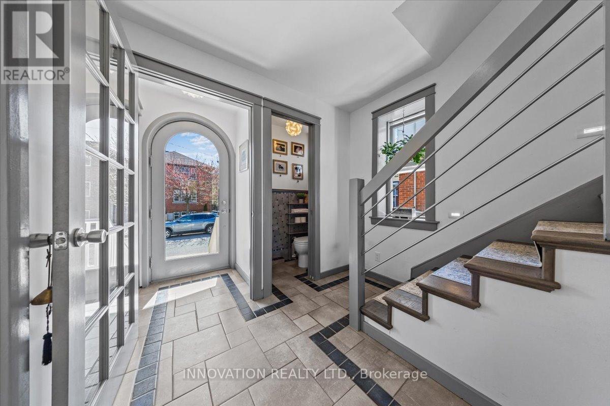 Property at 202 IVY CRESCENT image 4