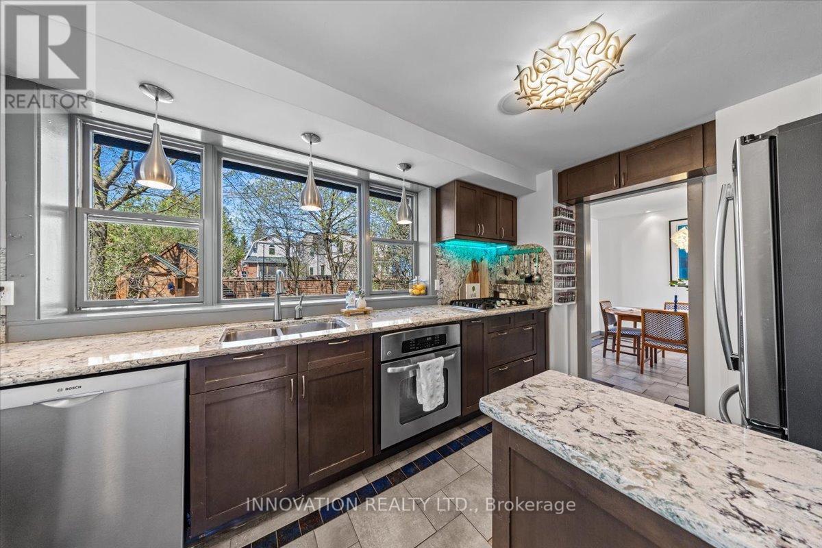 202 Ivy Crescent, Ottawa, Ontario  K1M 1X8 - Photo 6 - X12118209
