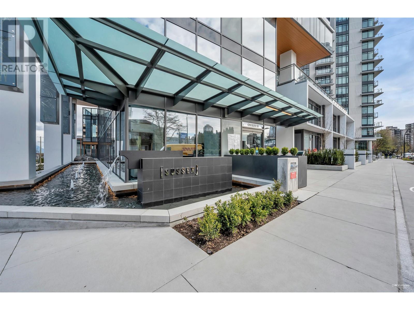 2707 4711 Hazel Street, Burnaby, British Columbia  V5H 0J9 - Photo 2 - R2997054