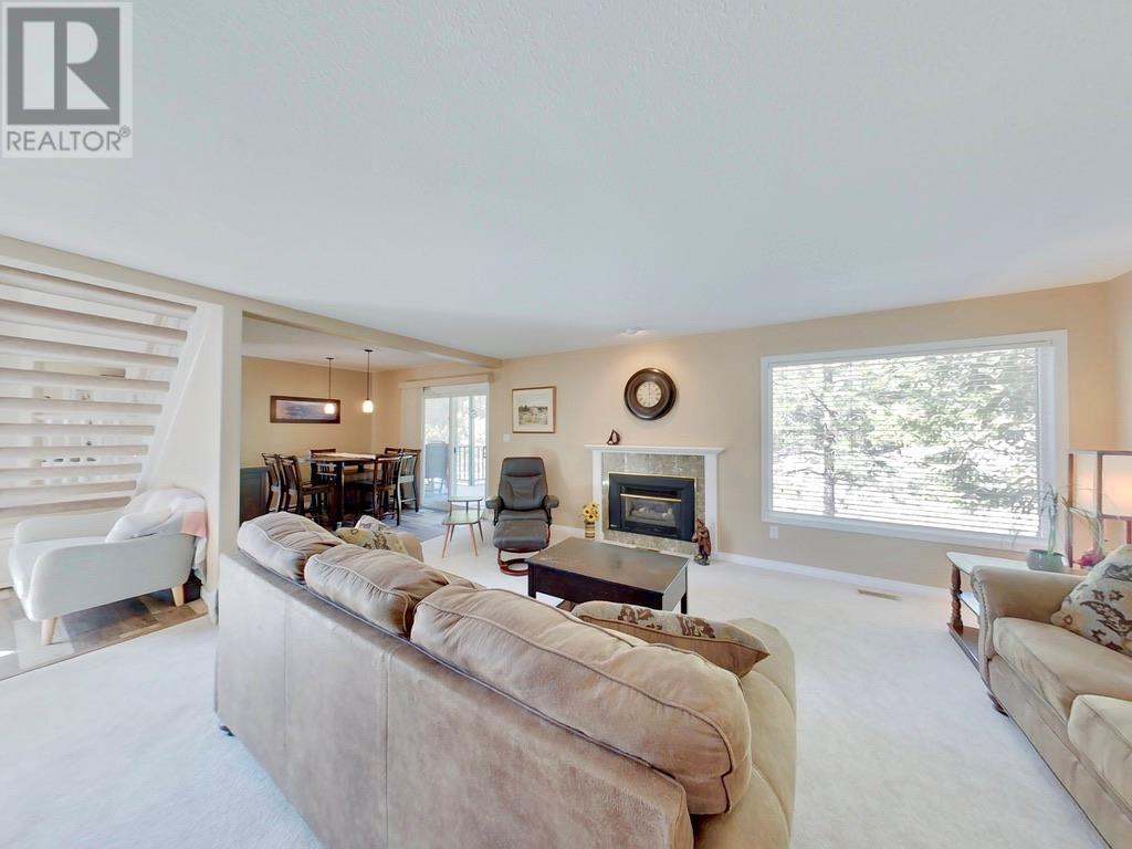 Property at 107 EAGLE Drive image 4