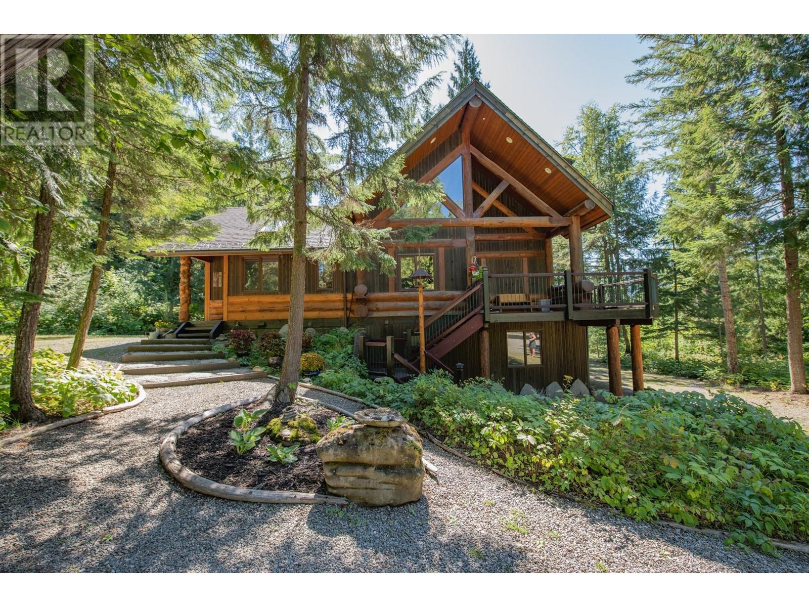 1195 Sugar Lake Road, Cherryville, British Columbia