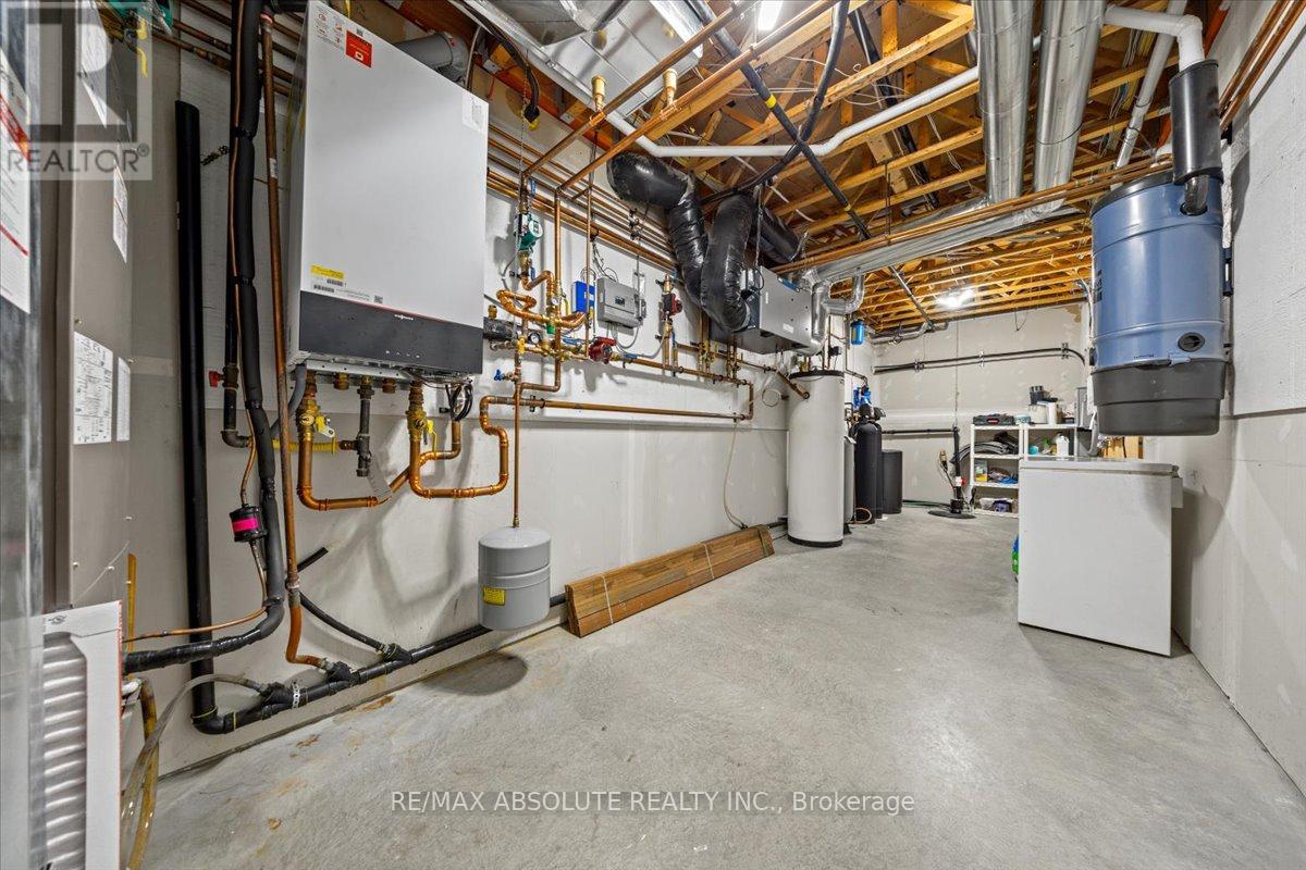 124 Biltmore Crescent, Ottawa, Ontario  K2S 2C6 - Photo 45 - X12118187