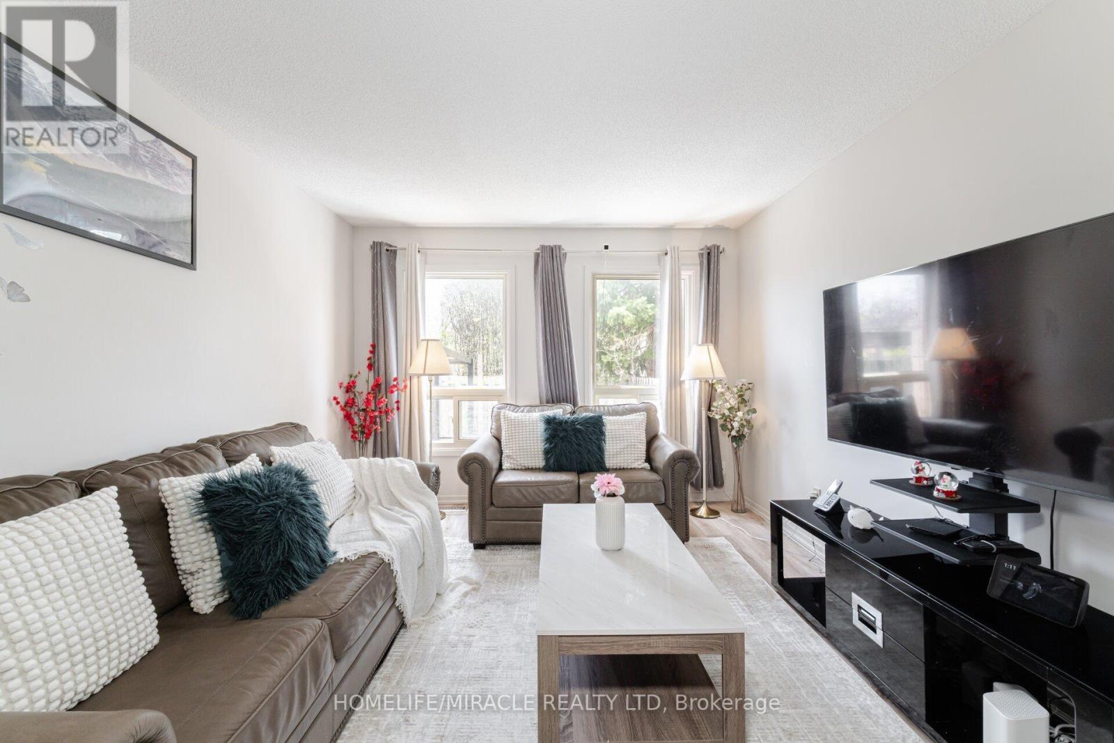 20 Wayne Nicol Dr Drive, Brampton, Ontario  L6X 4H8 - Photo 12 - W12117866