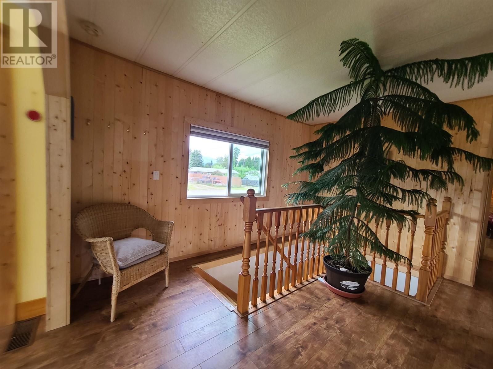 1096 8th Avenue, Valemount, British Columbia  V0E 2Z0 - Photo 14 - R2996985