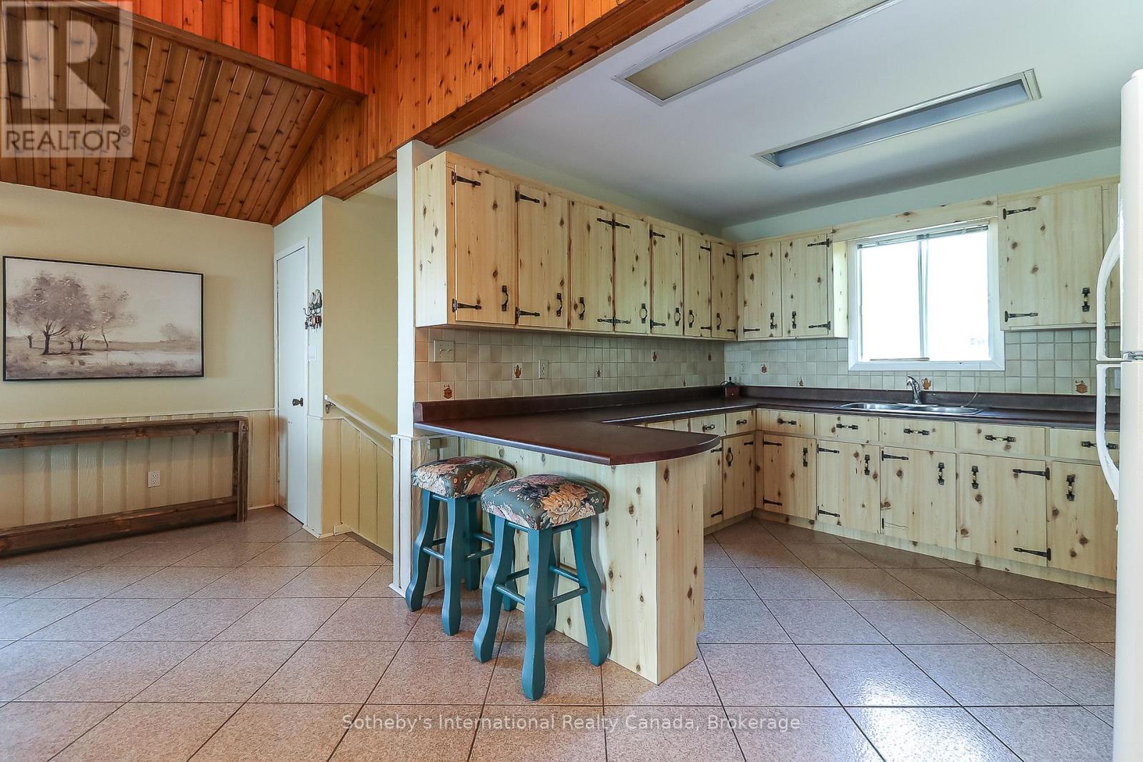 14 James Street, Tiny, Ontario  L0L 2T0 - Photo 11 - S12118184