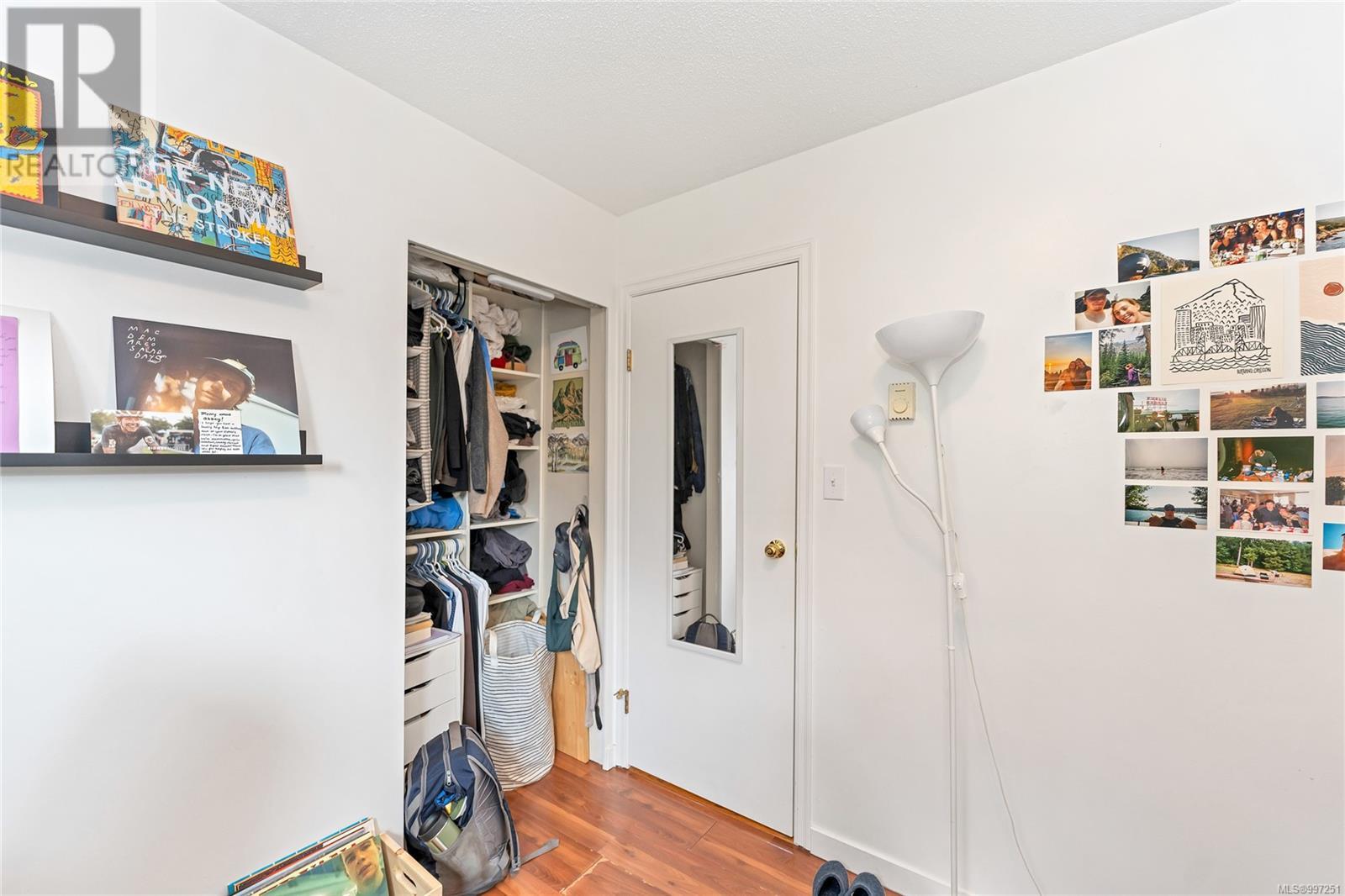 1560 Prairie St, Saanich, British Columbia  V8N 2L3 - Photo 19 - 997251