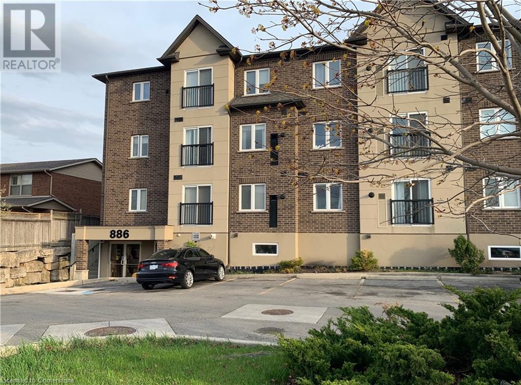 Property at 886 GOLF LINKS Road Unit# 104 image 1