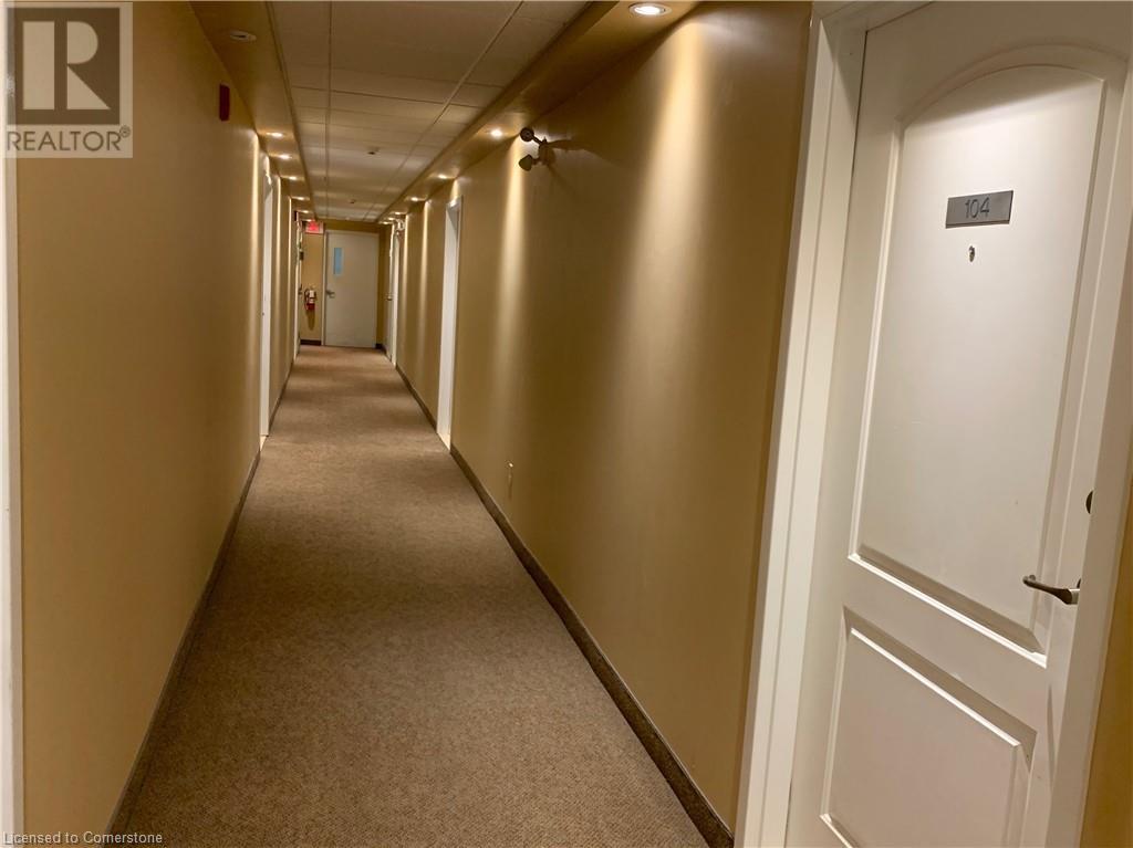 Property at 886 GOLF LINKS Road Unit# 104 image 3