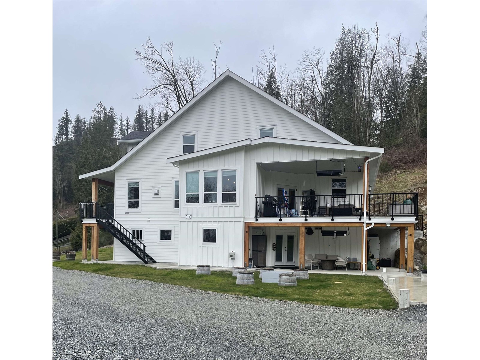 Property at 34821 FERNDALE AVENUE image 3