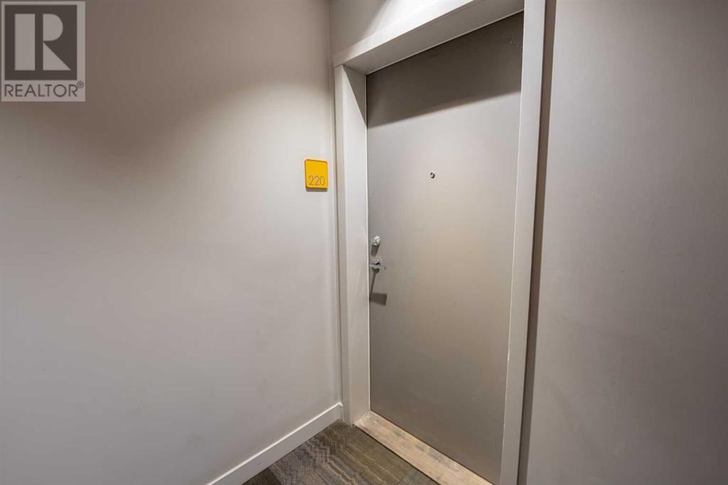 Property at 220, 823 5 Avenue NW image 3