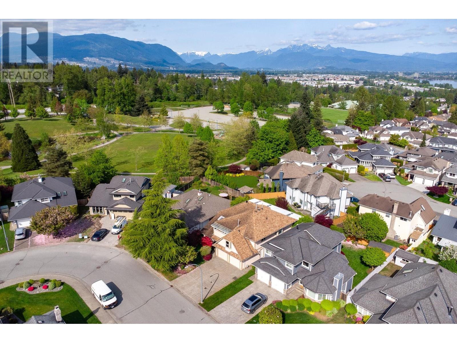 2527 Colonial Drive, Port Coquitlam, British Columbia  V3C 5X3 - Photo 35 - R2997036