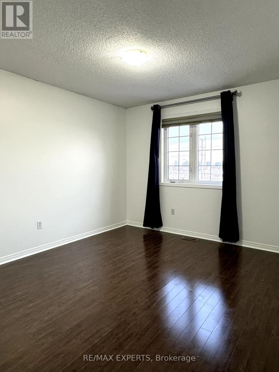 187 Sassafras Circle, Vaughan, Ontario  L4J 8M6 - Photo 9 - N12063642