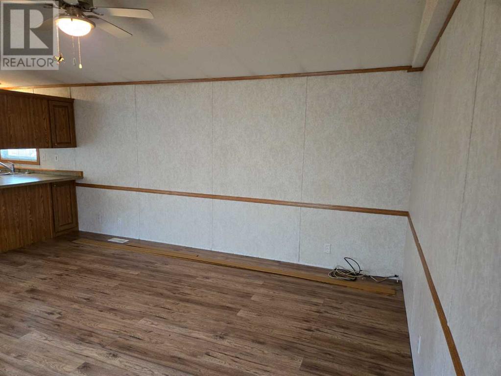 207 4a Street, Fox Creek, Alberta  T0H 1P0 - Photo 24 - A2203376