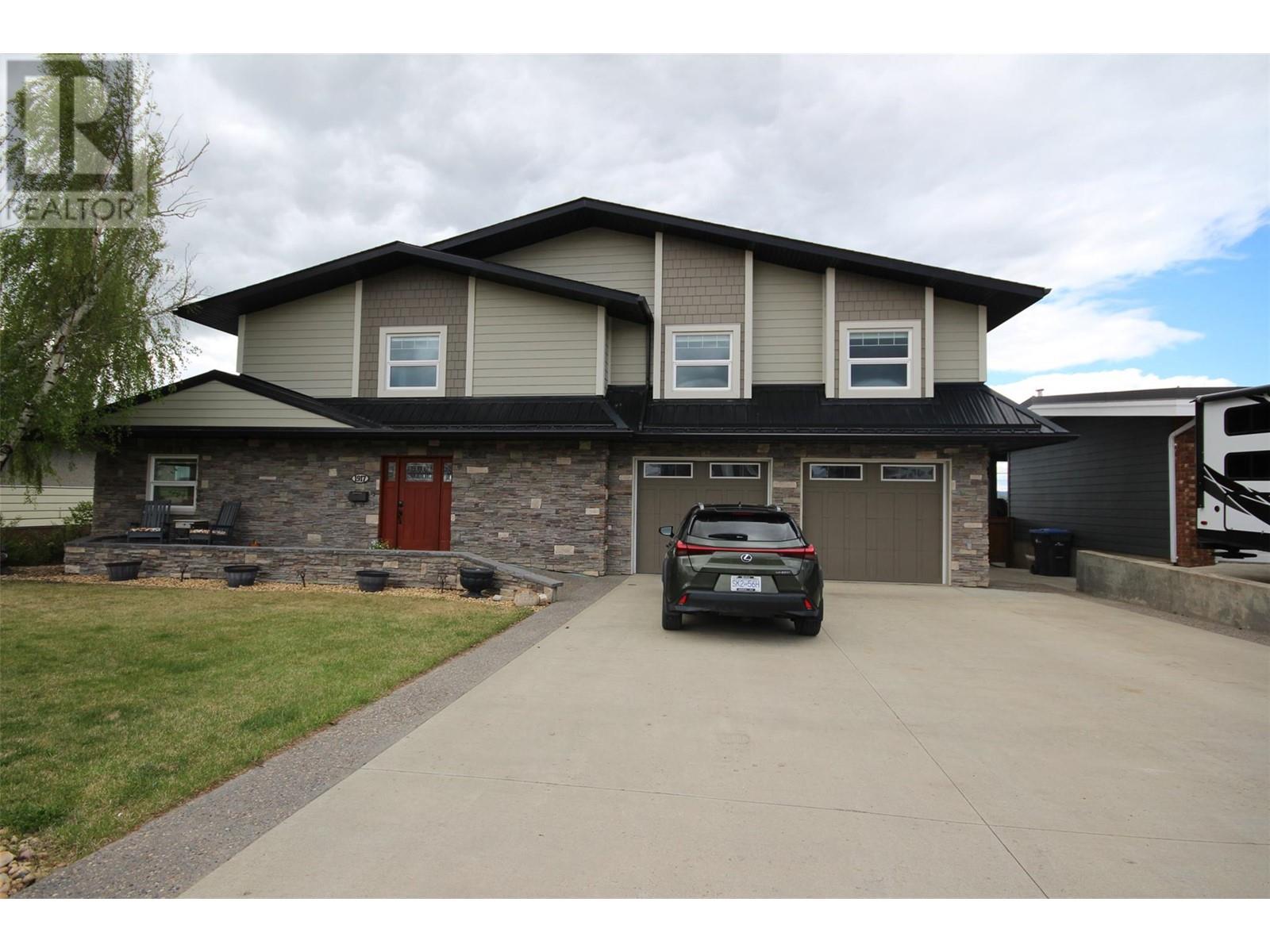 1917 93 Avenue, Dawson Creek, British Columbia