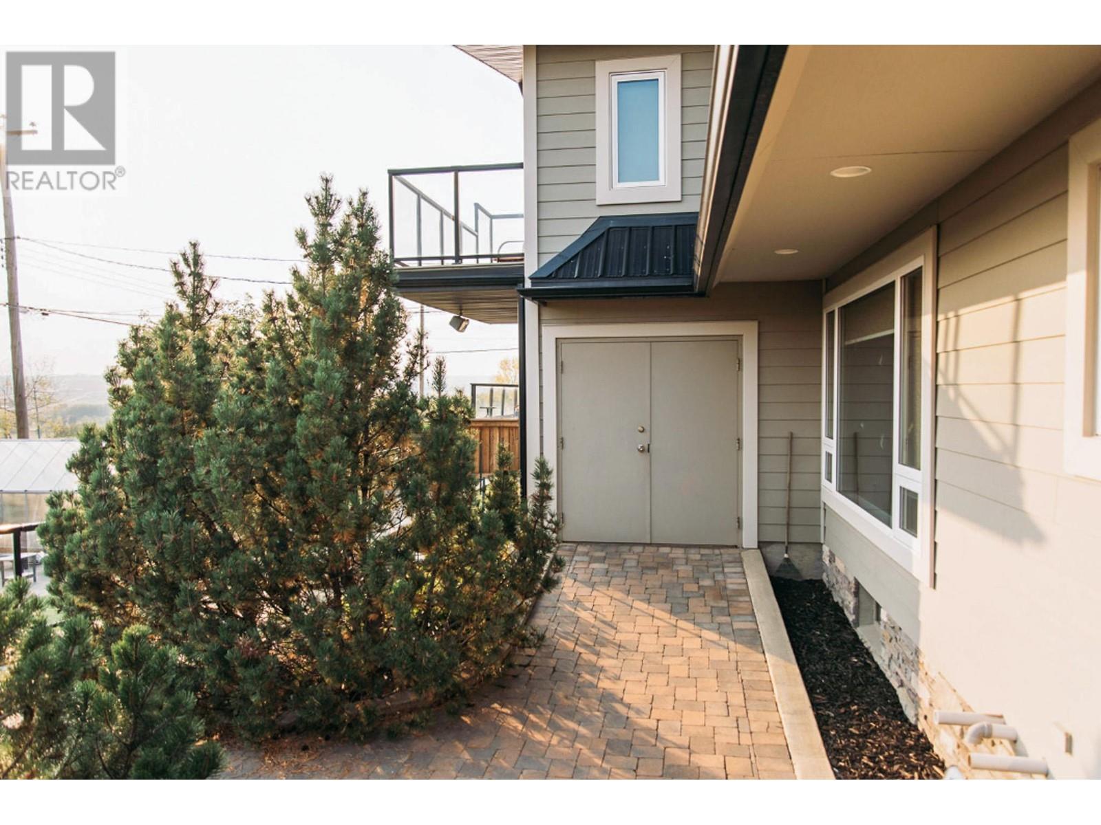 1917 93 Avenue, Dawson Creek, British Columbia  V1G 1E9 - Photo 35 - 10345873