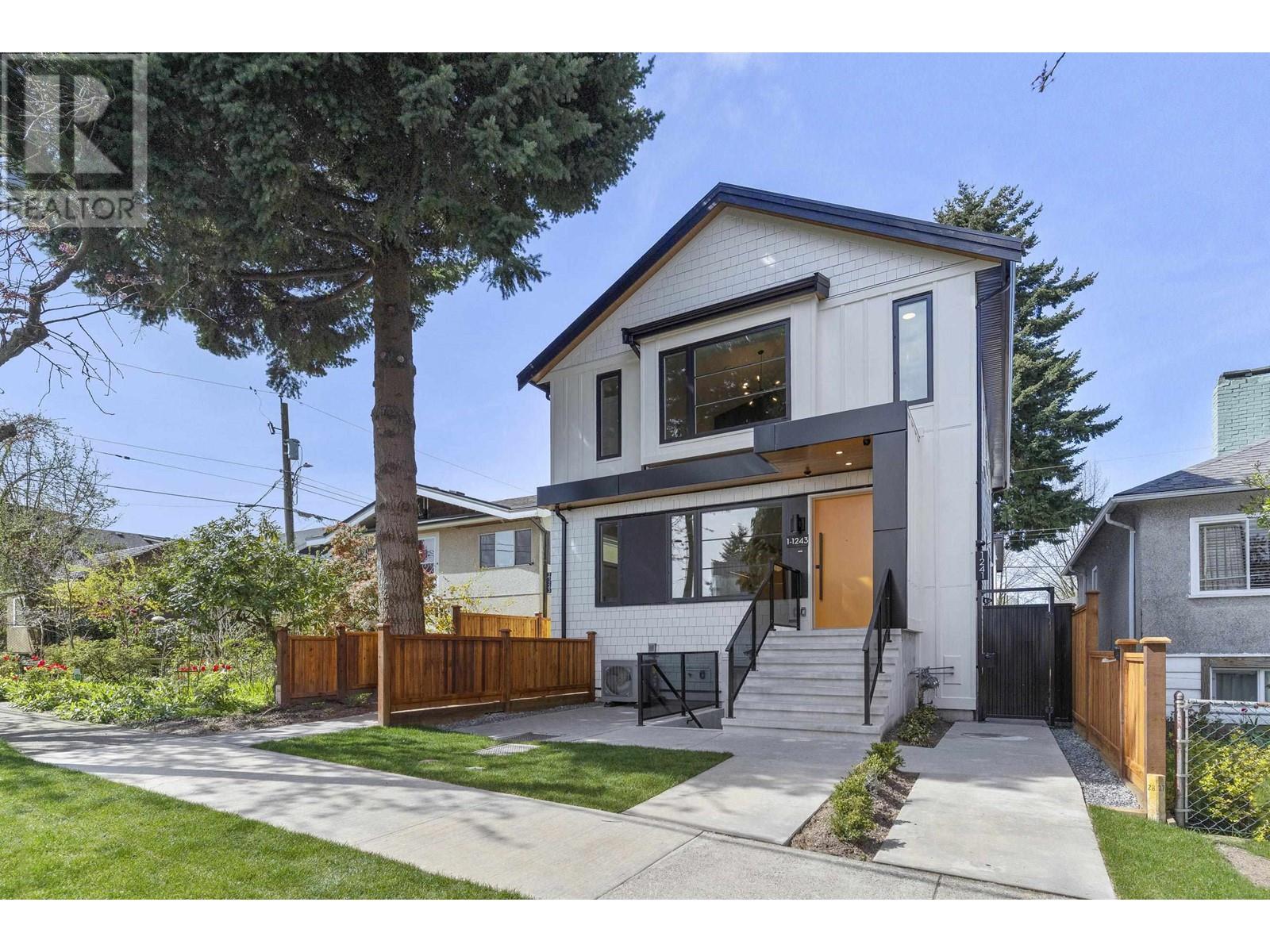 2 1243 NOOTKA STREET, Vancouver, British Columbia