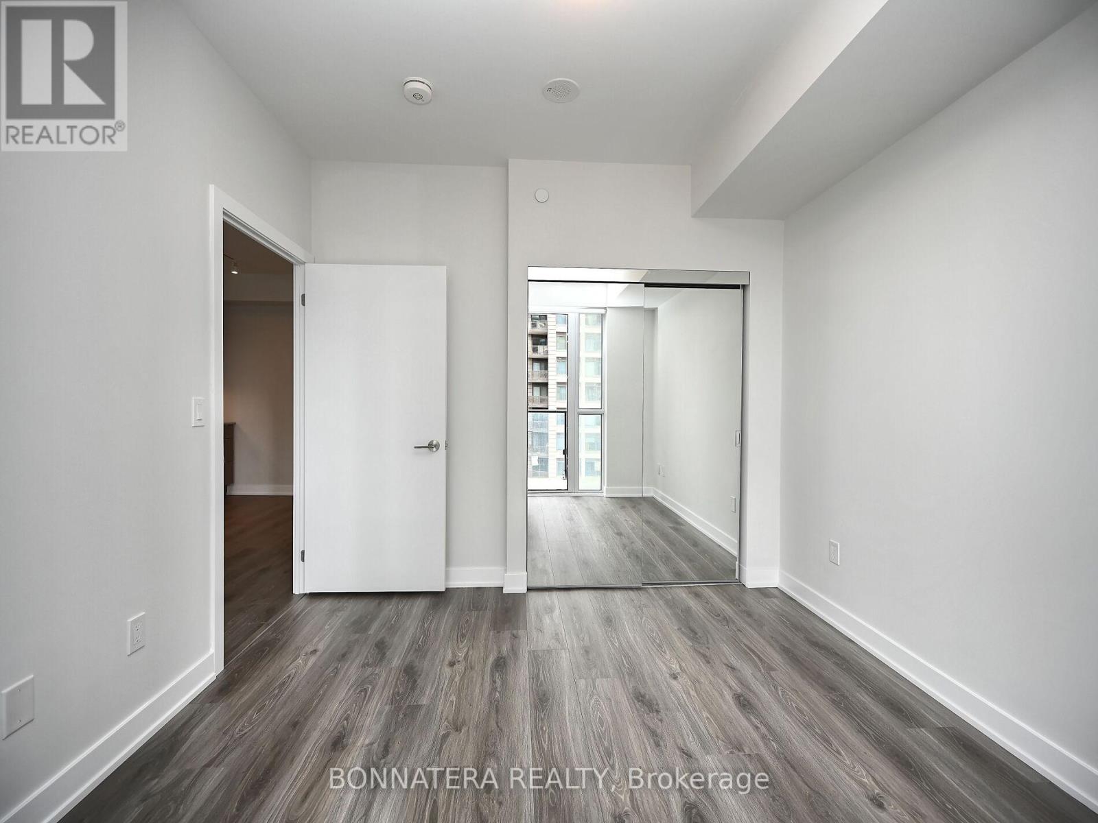 3102 - 430 Square One Drive, Mississauga (City Centre), Ontario  L5B 0L6 - Photo 37 - W12118193