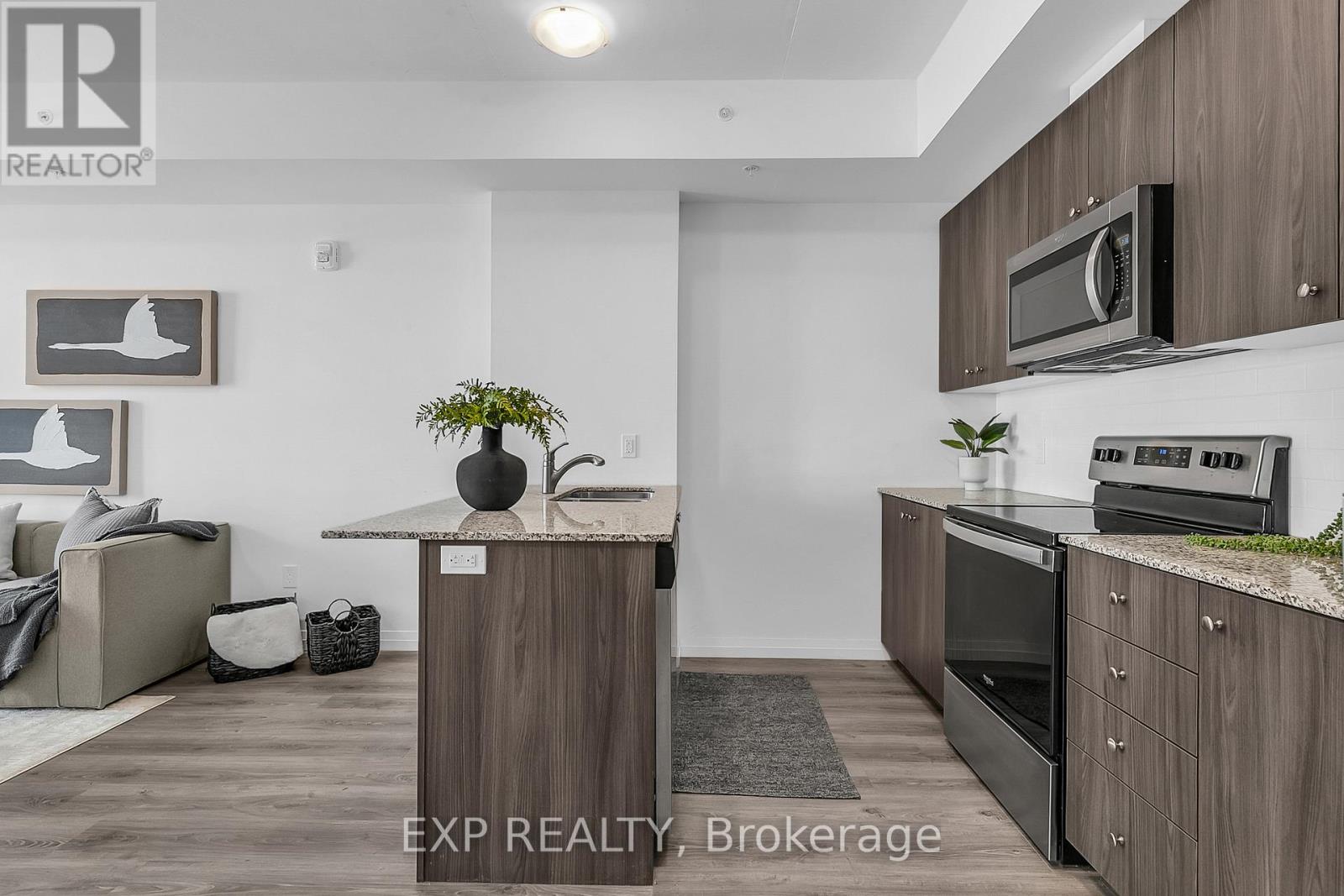 612 - 108 Garment Street, Kitchener, Ontario  N2G 0E2 - Photo 7 - X12118200