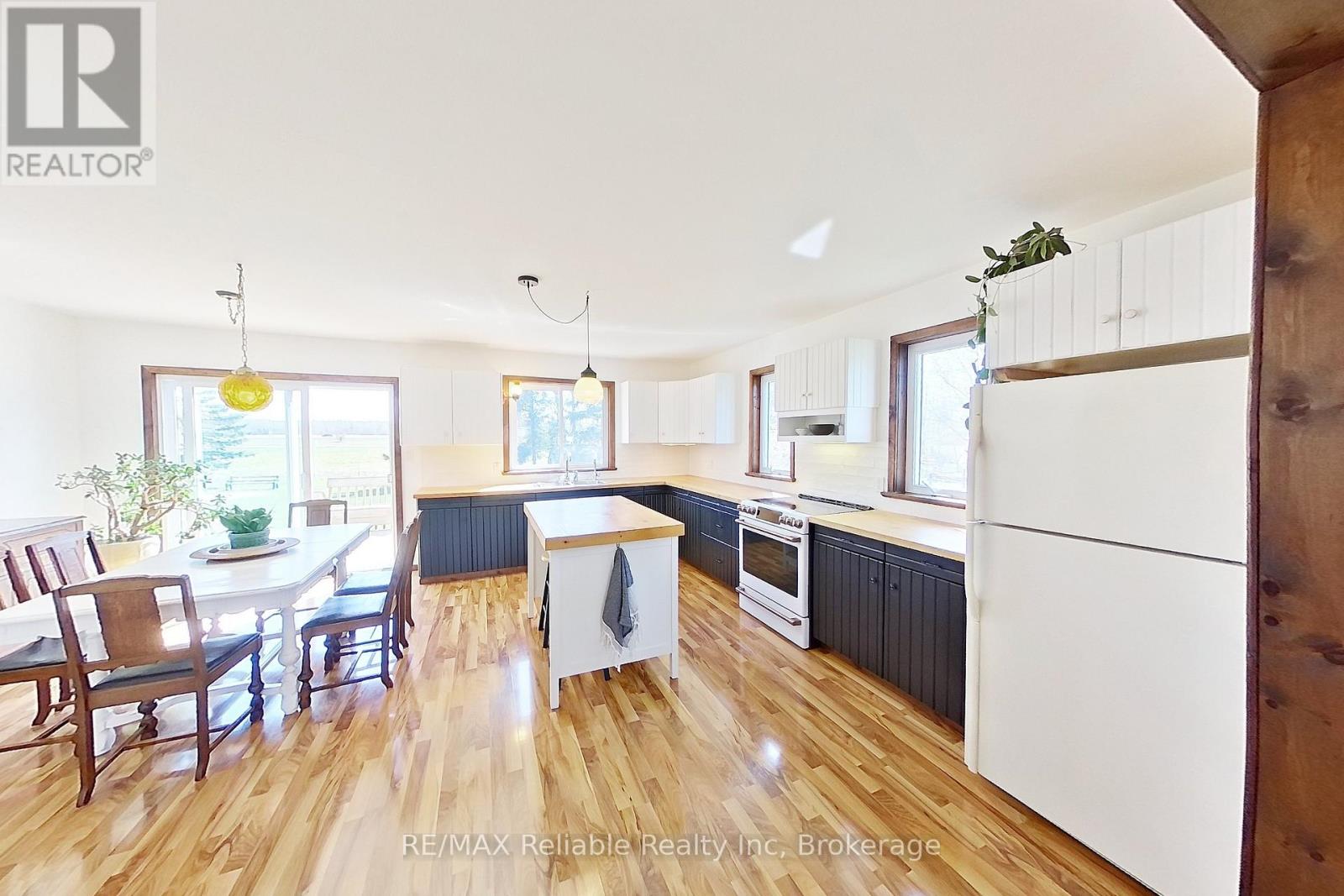 77504 Melena Drive, Central Huron, Ontario  N0M 1G0 - Photo 14 - X12118228
