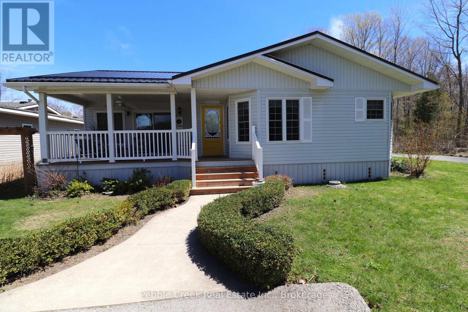 74 Iroquois Lane, Ashfield-Colborne-Wawanosh, Ontario  N7A 3Y2 - Photo 2 - X12118230