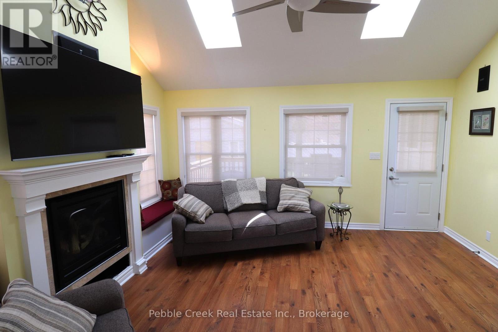 74 Iroquois Lane, Ashfield-Colborne-Wawanosh, Ontario  N7A 3Y2 - Photo 21 - X12118230
