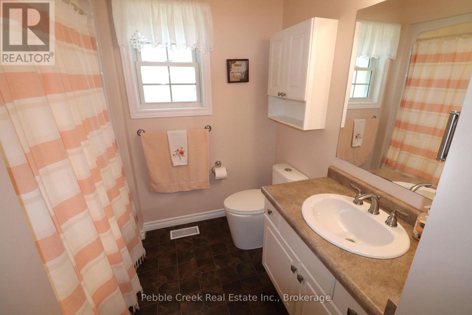 74 Iroquois Lane, Ashfield-Colborne-Wawanosh, Ontario  N7A 3Y2 - Photo 30 - X12118230