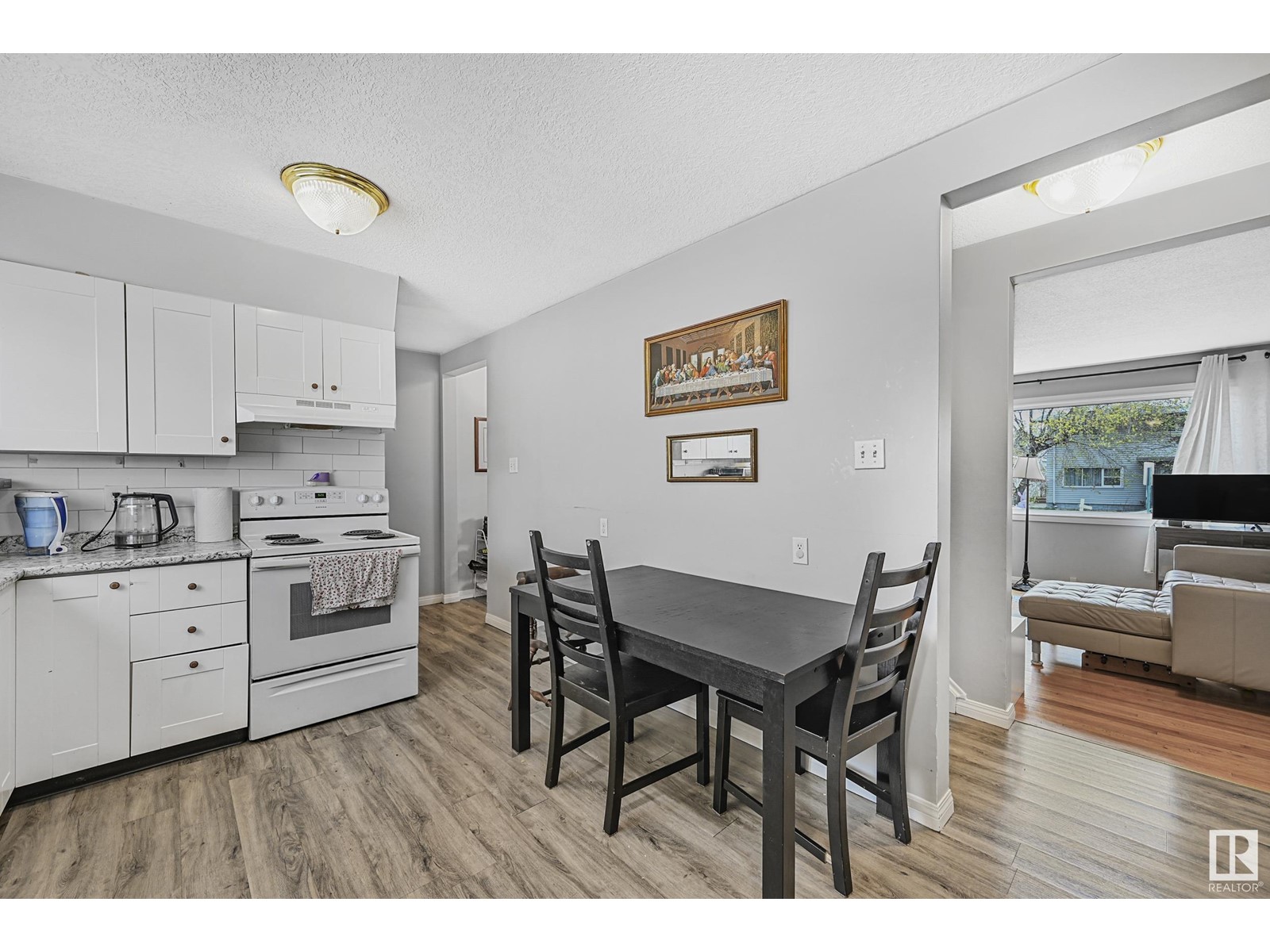 Property at 8217 133A AV NW image 5