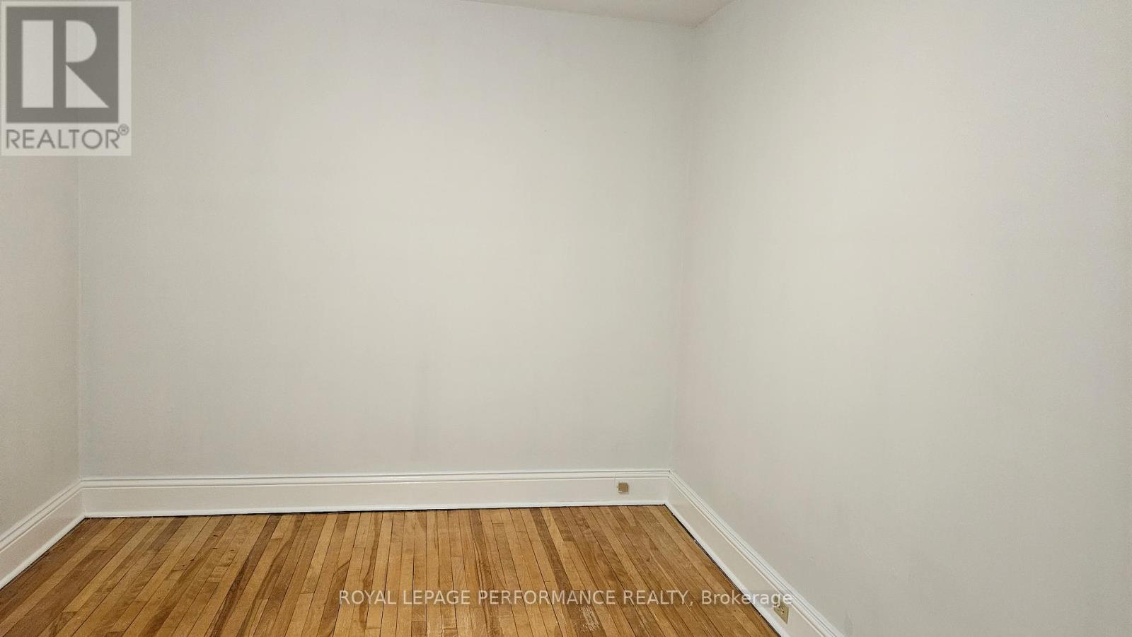 7 - 210-228 Pitt Street W, Cornwall, Ontario  K6J 3P6 - Photo 10 - X12118249