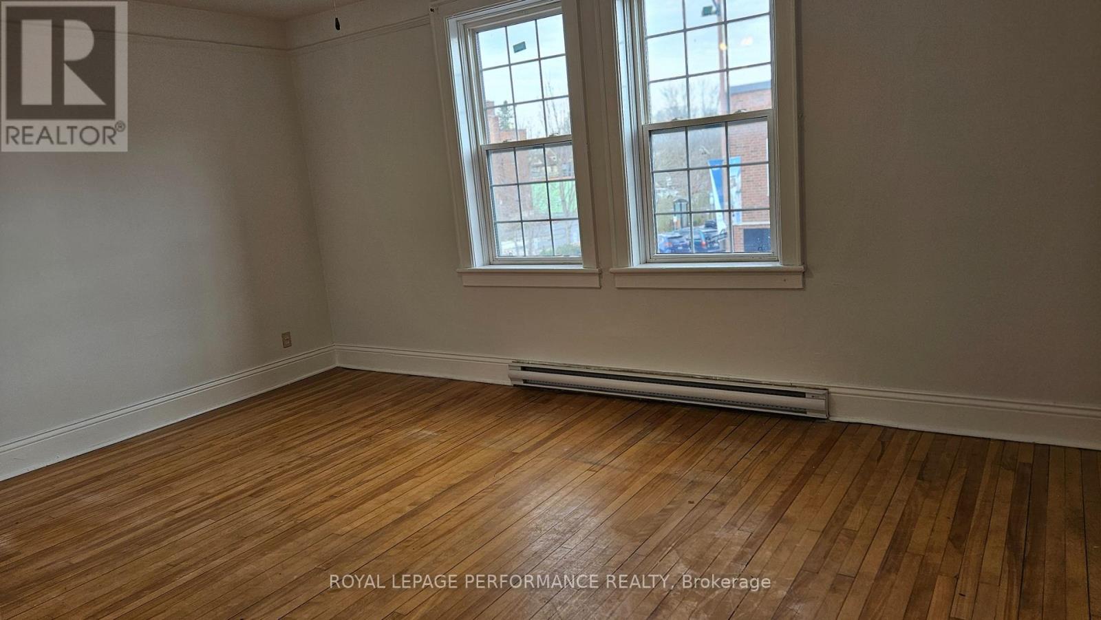 7 - 210-228 Pitt Street W, Cornwall, Ontario  K6J 3P6 - Photo 11 - X12118249