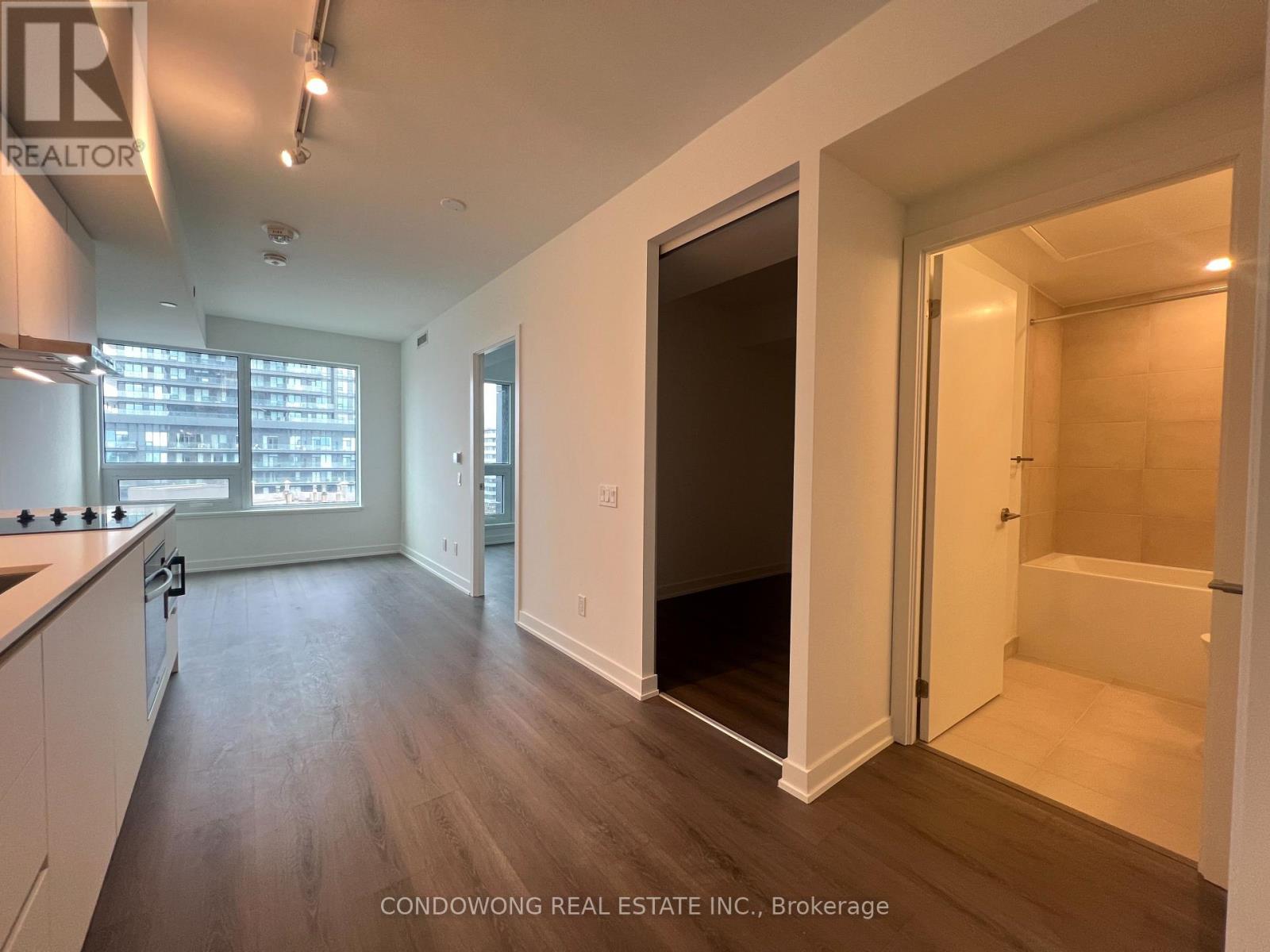 3502 - 8 Wellesley Street W, Toronto (Bay Street Corridor), Ontario  M4Y 0J5 - Photo 3 - C12118222