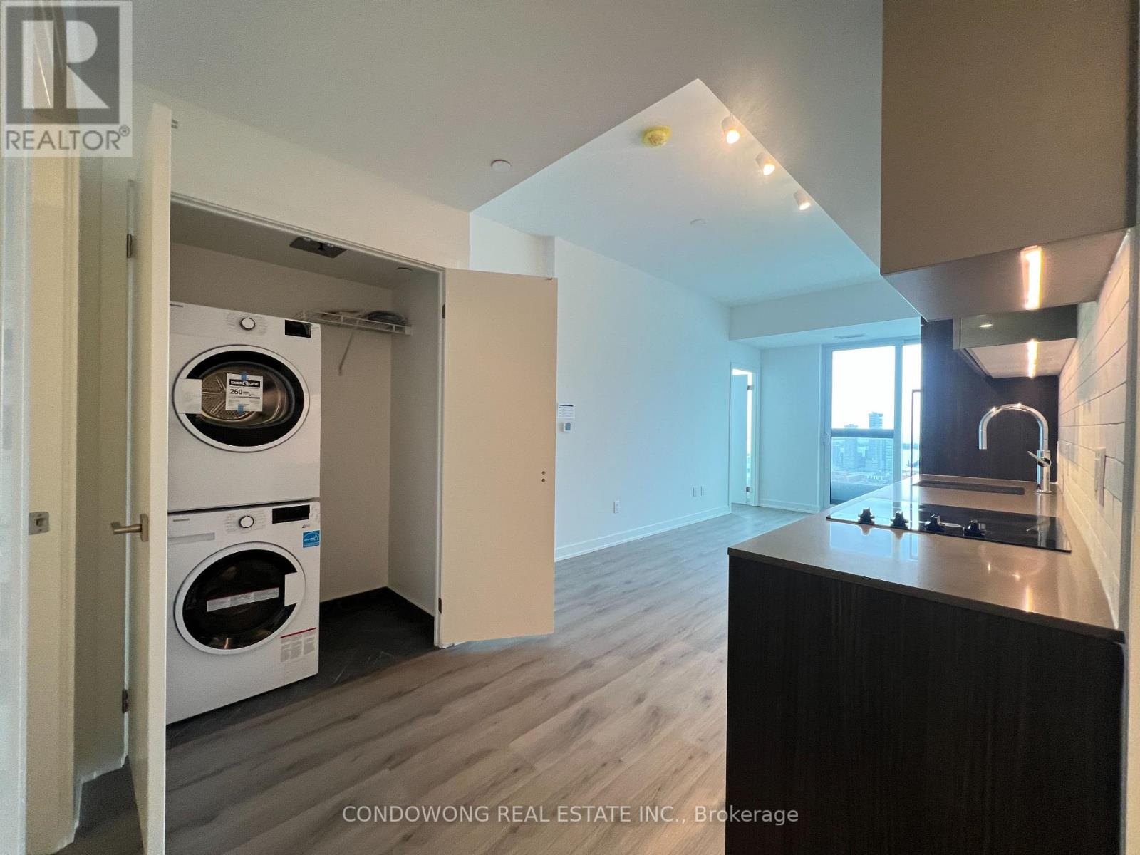 4011 - 252 Church Street, Toronto, Ontario  M5B 0E6 - Photo 4 - C12118255