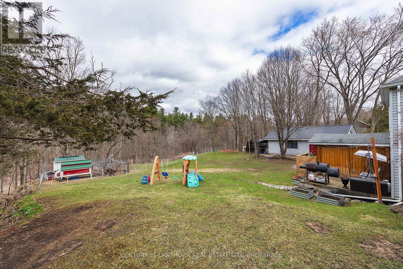 7993 Perth Road, Frontenac (Frontenac South), Ontario  K0K 2L0 - Photo 19 - X12100309