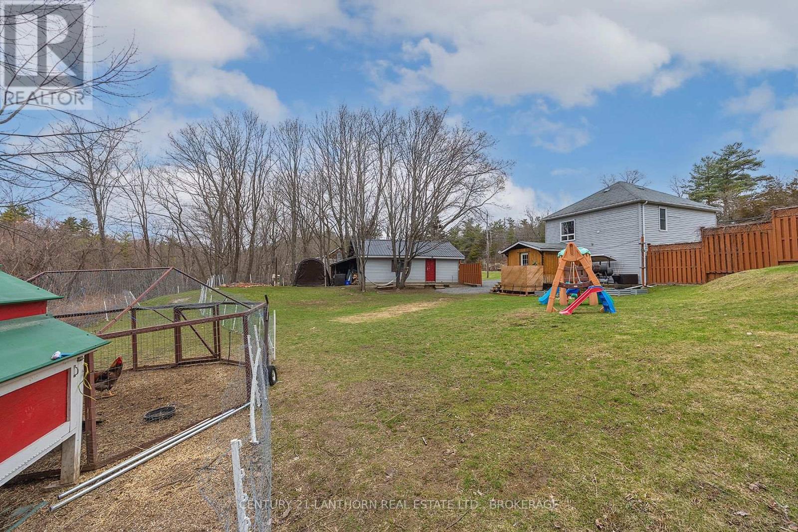 7993 Perth Road, Frontenac, Ontario  K0K 2L0 - Photo 18 - X12100309