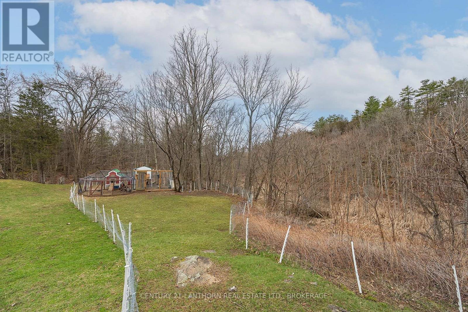 7993 Perth Road, Frontenac, Ontario  K0K 2L0 - Photo 13 - X12100309