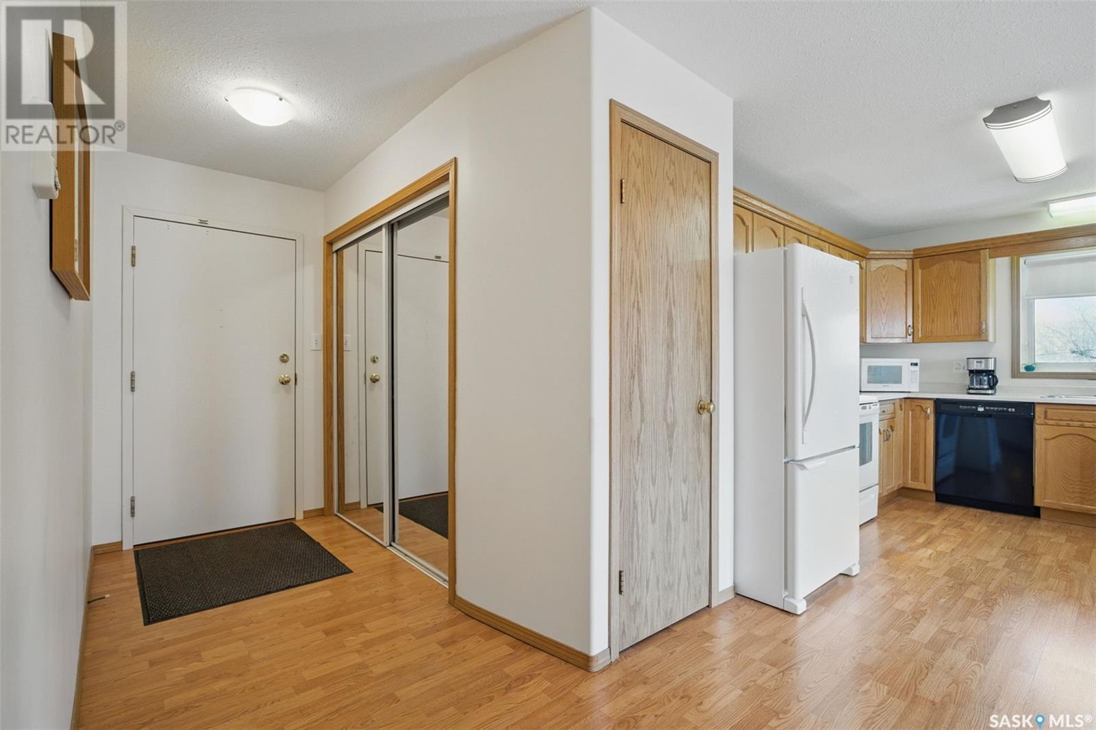 6 105 6th Avenue E, Watrous, Saskatchewan  S0K 4T0 - Photo 4 - SK004389
