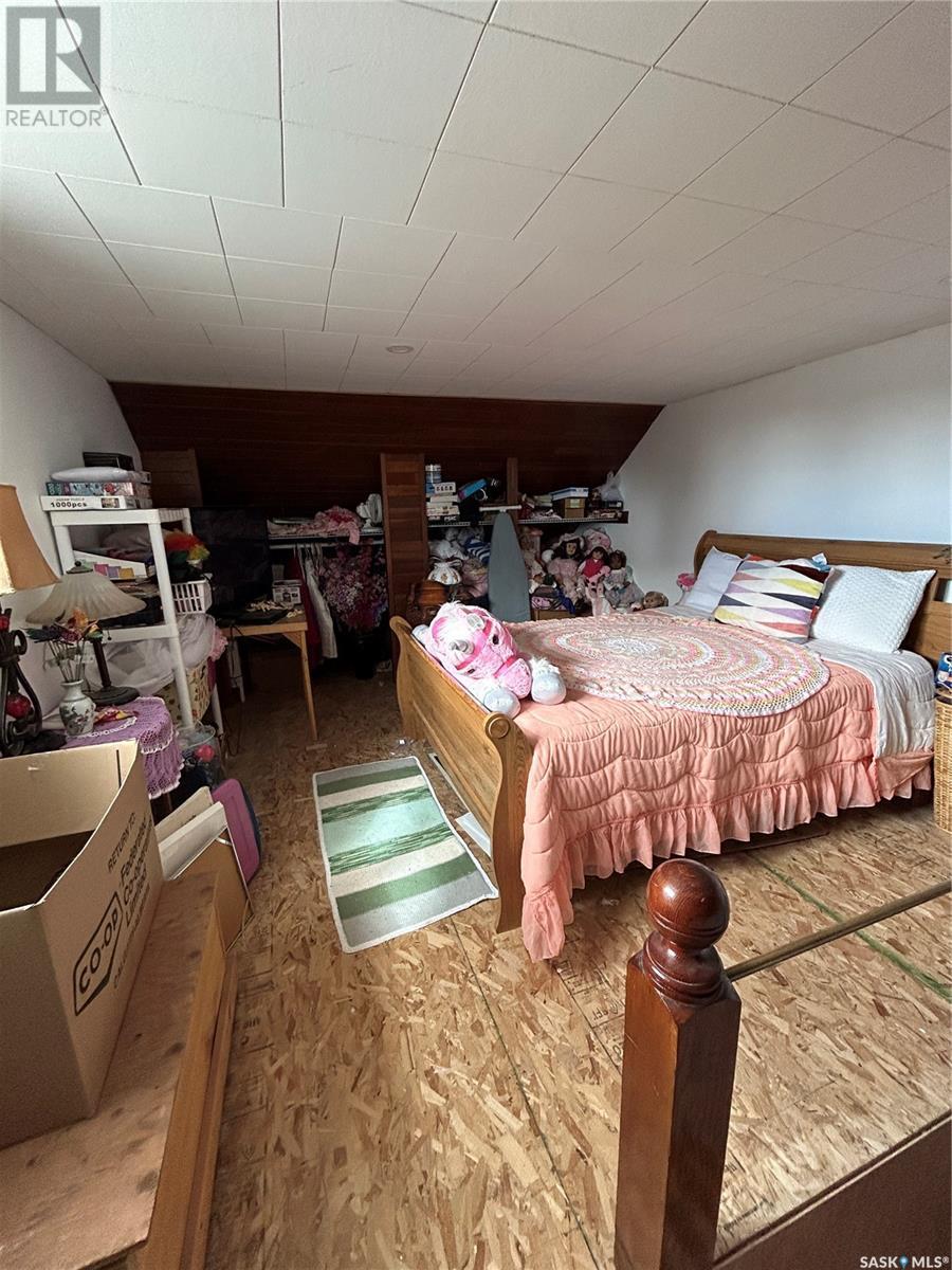 Ave 107 2nd Avenue, Lintlaw, Saskatchewan  S0A 2H0 - Photo 42 - SK004378