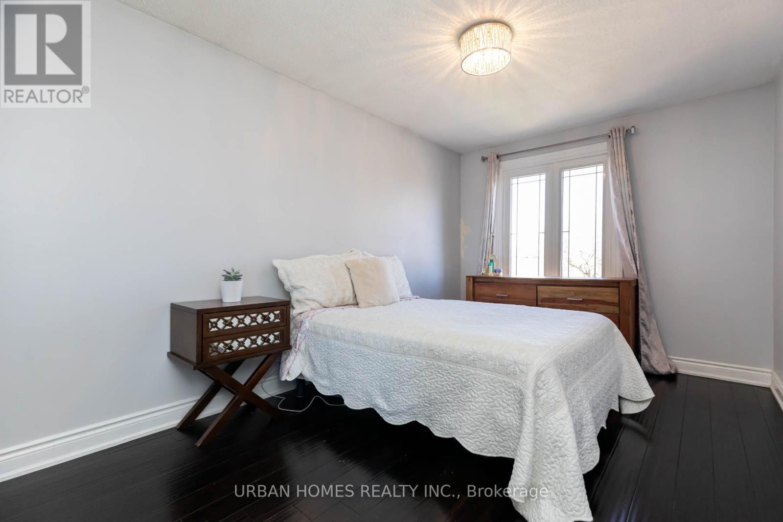 61 Bob O'link Avenue, Vaughan, Ontario  L4K 1H2 - Photo 23 - N12118254